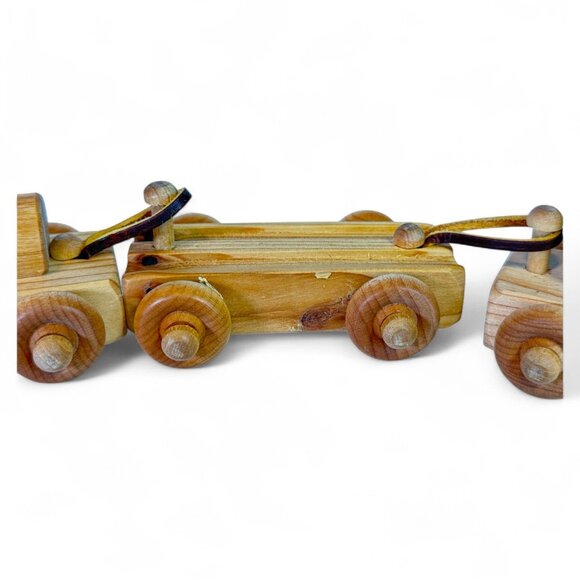 Vintage Handmade Wooden Toy Train Set – Engine & 4 Cars Natural Wood - Picture 4 of 11